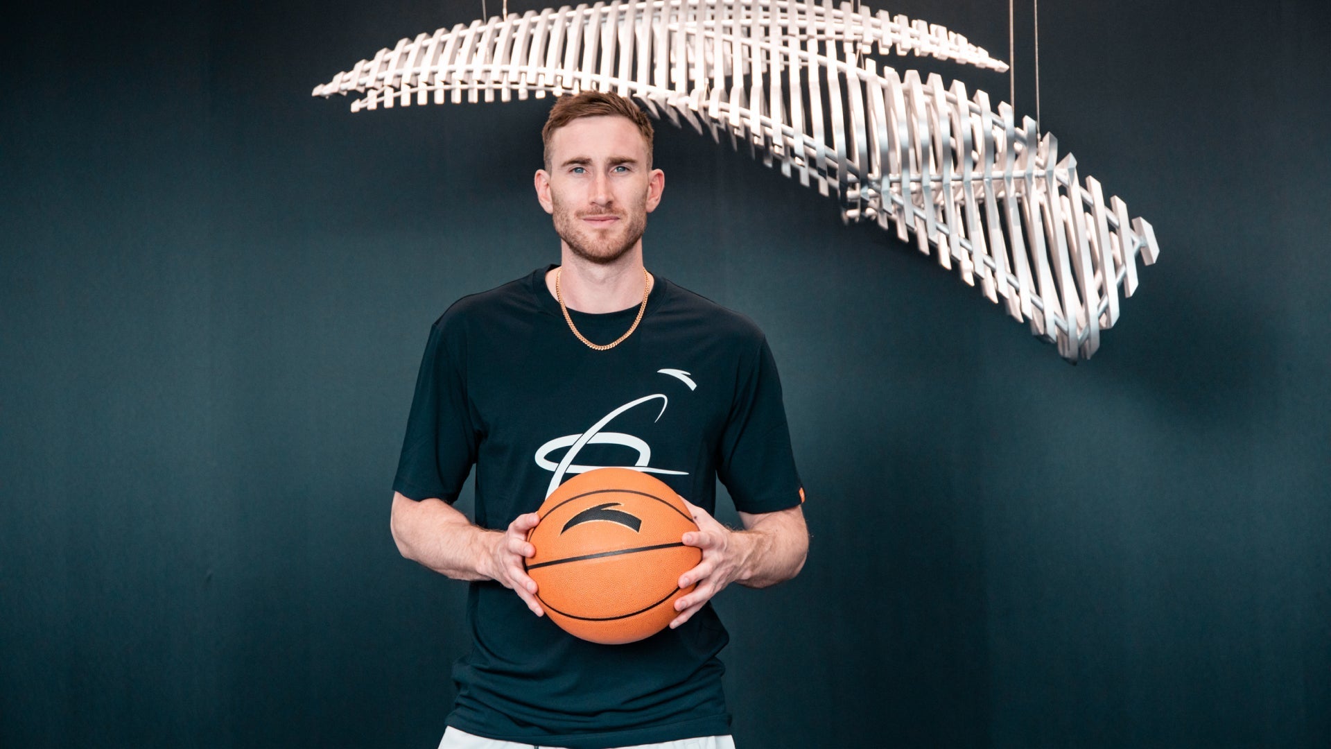 ANTA x Gordan Hayward Collaboration