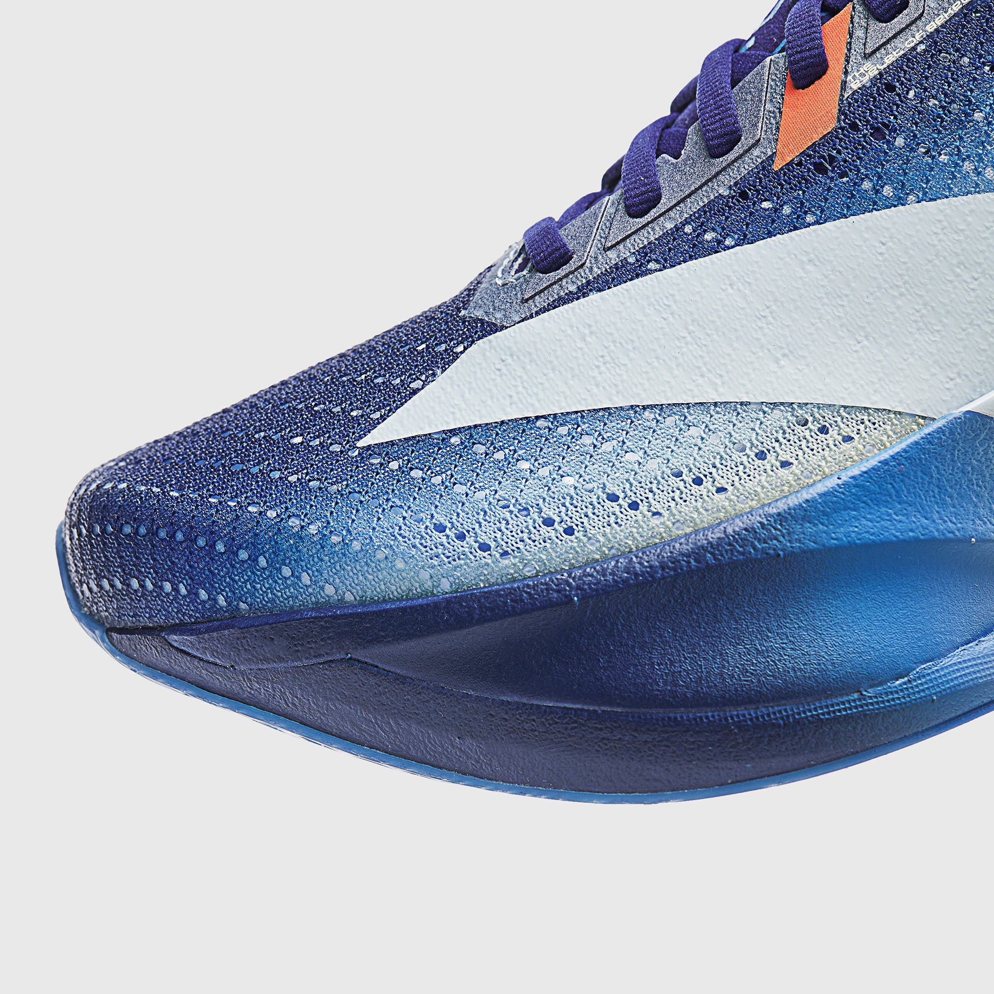 Women's ANTA C202 7