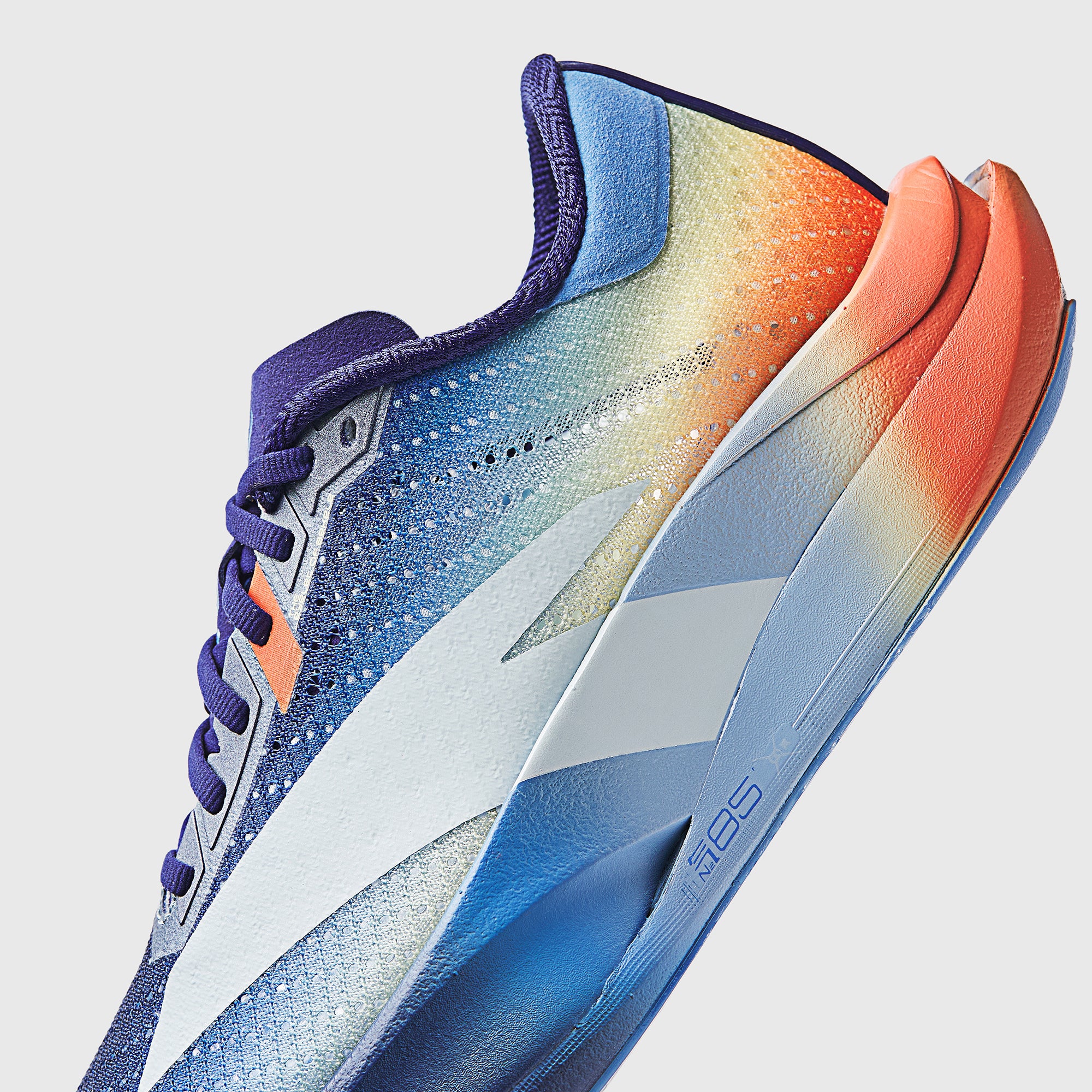 Women's ANTA C202 7