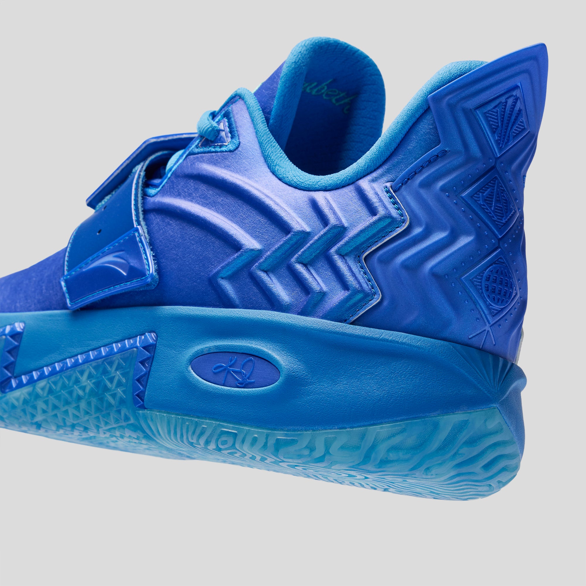 ANTA KAI 2 "KING OF THE COURT"