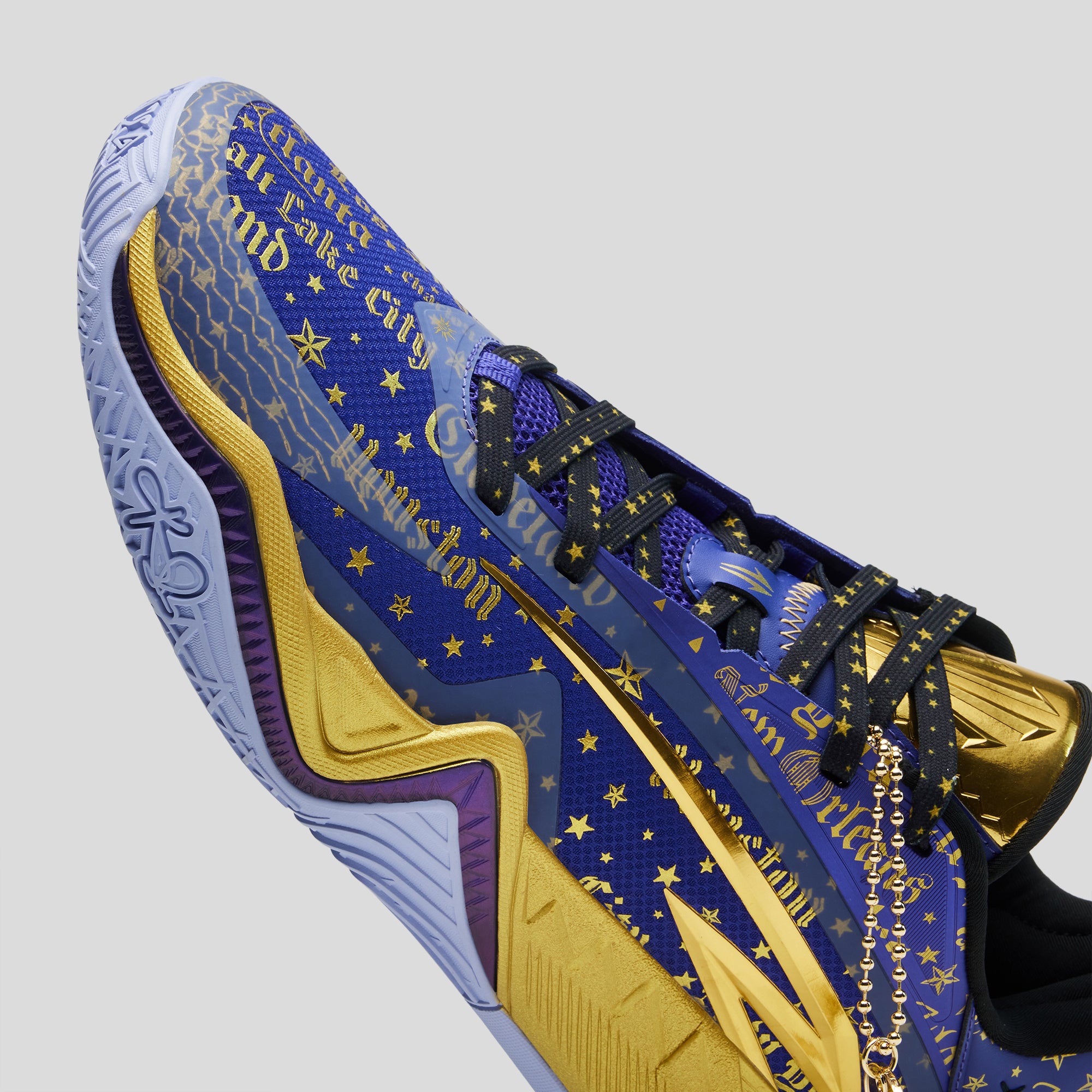 ANTA KAI 3 "KAI Mentality" basketball shoes by Kyrie Irving